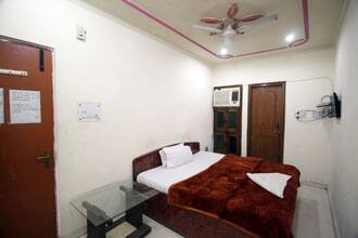 TG Stays Mahipalpur, New Delhi 2